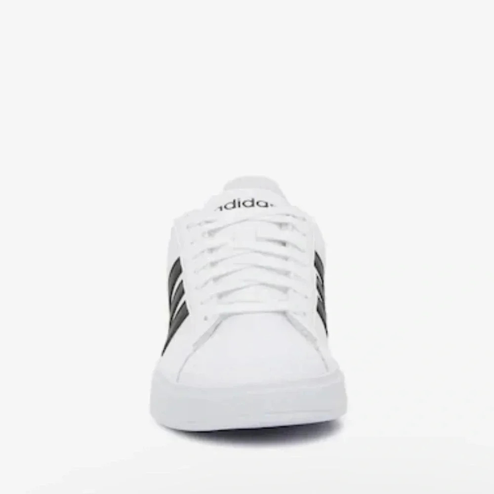 Adidas - Picture 2 of 9